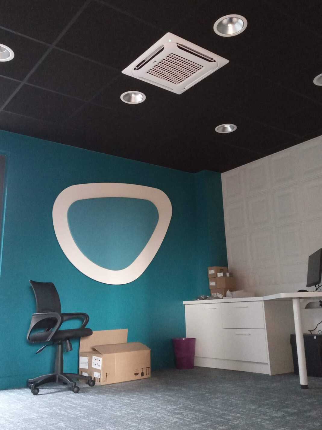 Installation de climatisation sur un plateau de bureaux à Tours (37) !