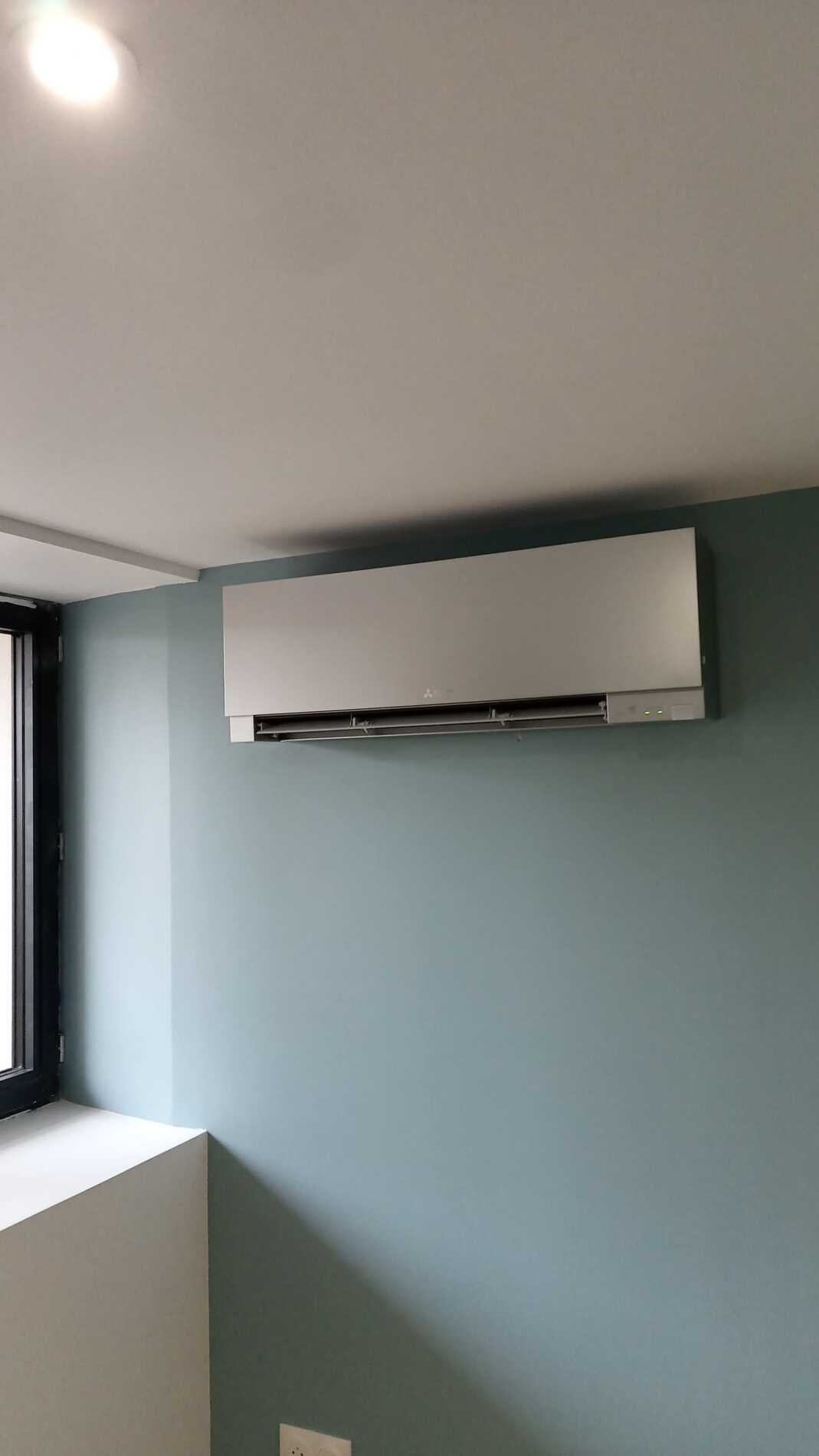 Lire la suite à propos de l’article Installation d’une climatisation design Mitsubishi à Sainte-Maure-de-Touraine (37) par Celsius