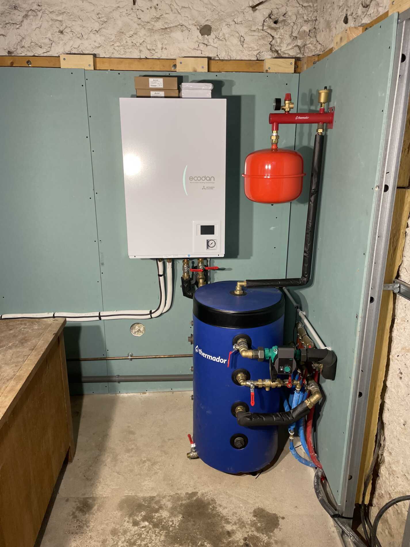 Lire la suite à propos de l’article Installation pompe à chaleur air/eau à Sainte-Maure-de-Touraine (37) | Remplacement chaudière fioul – Celsius